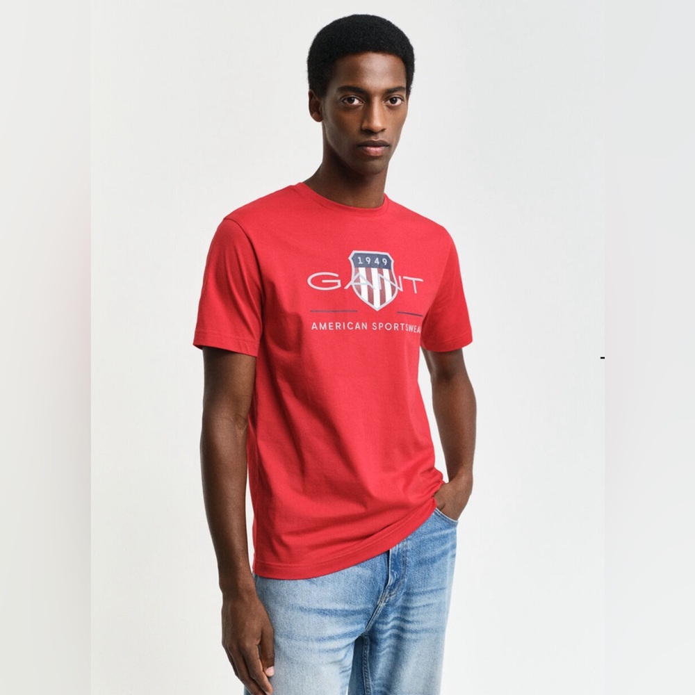 GANT T shirt, medium size, like new
